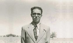 Türk şiirinin milli sesi: Arif Nihat Asya