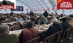 Sofralar Kuruldu, Gönüller Bir Oldu; Neşe Ramazan Sokağı’na Taştı