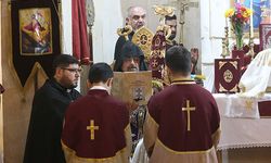 Surp Karasun Manuk Ermeni Kilisesi'nde ayin düzenlendi