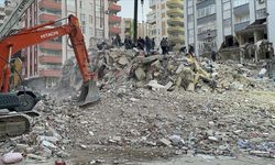 Depremde 10 Kişinin Öldüğü Belük Apartmanı Ruhsatsız İnşa Edilmiş