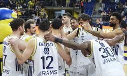 Fenerbahçe Beko deplasmanda kayıp