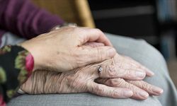 Yaşlanma süreci toplumsal dönüşümü nasıl etkiler?