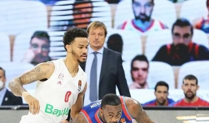 Anadolu Efes, Yılın Savunmacısı Nick Weiler-Babb'ı Kadrosuna Kattı!