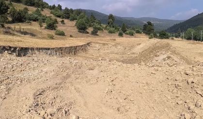 "Bize sormadan gelmişler, TOKİ buraya ev yapacak diye kazmışlar"