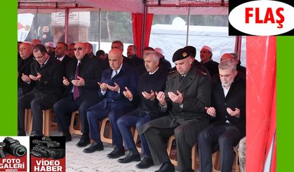 Depremlerin 3. Yıl Dönümünde Deprem Şehitleri Dualarla Anıldı