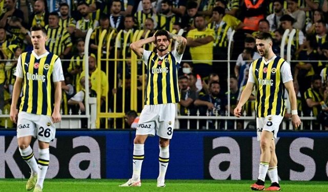 Fenerbahçe, liderliği Galatasaray'a kaptırdı