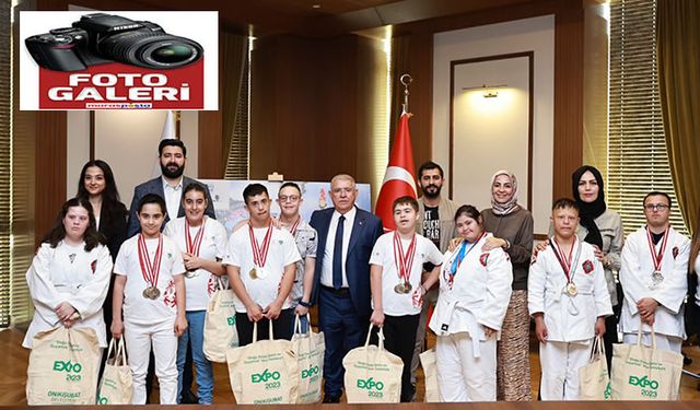 Mahçiçek, özel ihtiyaç sahibi şampiyon sporcuları ağırladı