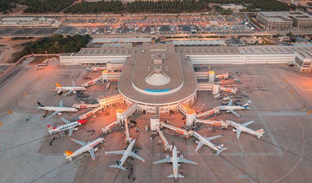 Havaalanlarından altı ayda 105 milyona yakın yolcu uçtu