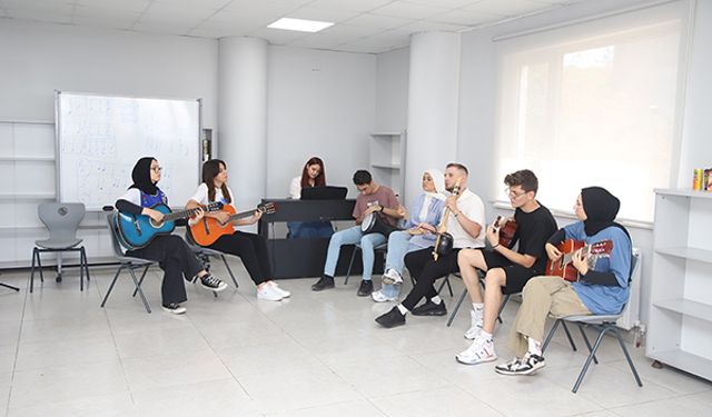 Dulkadiroğlu Belediyesi’nden gençlere müzik desteği
