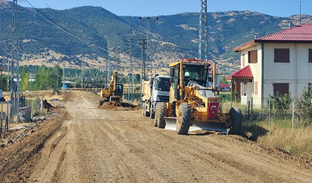 Büyükşehir, Bir Grup Yolunun Daha Standardını Artırıyor