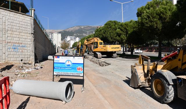 Büyükşehir, Ahır Dağı Caddesi’nde Altyapı İmalatlarına Hız Verdi