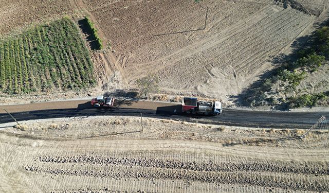 Elmalar Mahallesine Yeni Yol Çalışması