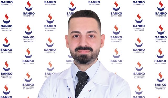 Cilt Hastalıkları Uzmanı Dr. Solak, Sanko Hastanesi’nde