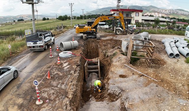Batı Mahallelerin Altyapı İhtiyacını Karşılayacak Proje Hızla İlerliyor
