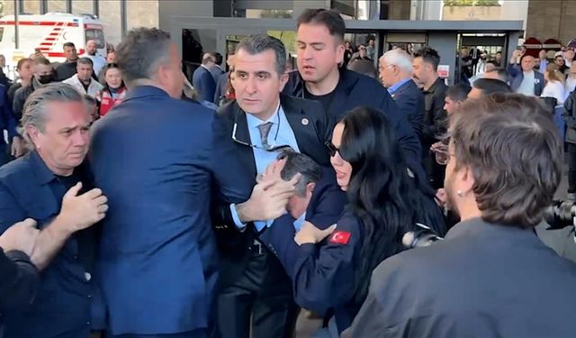 CHP Lideri Özel’e yumruklu saldırı