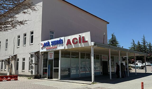 16 işçi gıda zehirlenmesi şüphesiyle hastaneye başvurdu
