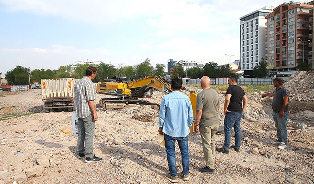 Depremde yıkılan Galeria Sitesi yerinde dönüşümle yeniden yükselecek