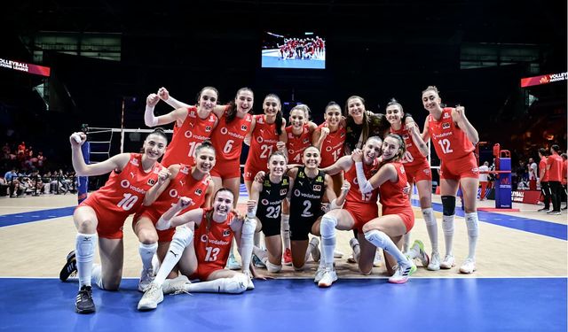 Filenin Sultanları, Polonya'yı 3-2 Mağlup Etti