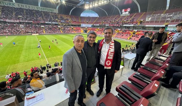 Karatutlu: "Vanspor FK’yi Tebrik Ediyor, Batman Petrolspor’u Kutluyoruz"