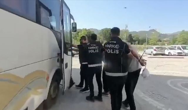 72 ildeki operasyonlarda 1933 kişi yakalandı