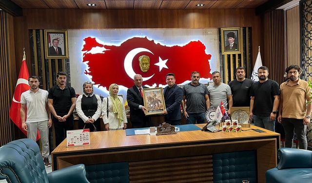 Göksun Belediyesi ve Dernek İşbirliğiyle Dayanışma Mesajı