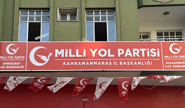 Çayır, partisinin Teşkilat binasının açılışını yaptı