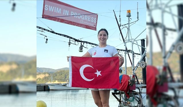 Bengisu Avcı, "Okyanus Yedilisi"ni tamamlamak için suya girdi