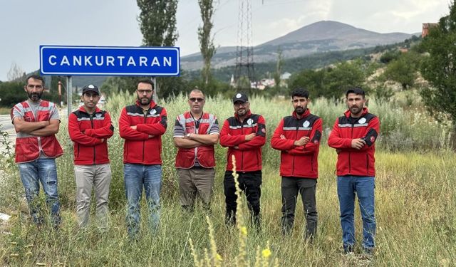 Cankurtaran Mahallesi'nin "Cankurt"ları yardım için afetlere koşuyor