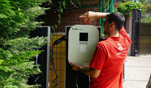 Hatalı Kurulan Araç Şarj İstasyonları, Yapı Güvenliğini Tehdit Ediyor