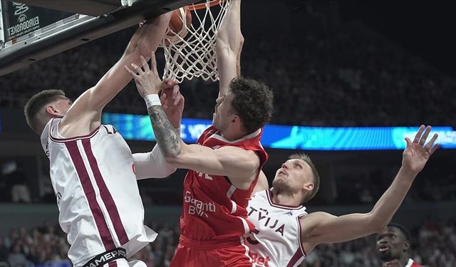 Onikidev Adam, Avrupa Şampiyonası'a İyi Başladı