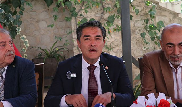 İYİ Partili Kavuncu Hatay'da basın mensuplarıyla buluştu