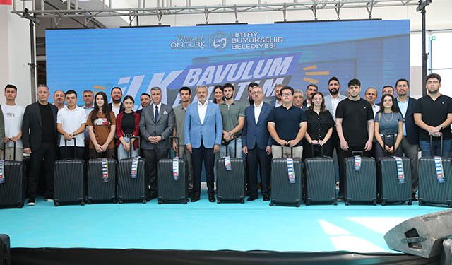 Hatay BB’den üniversiteyi kazanan öğrencilere destek