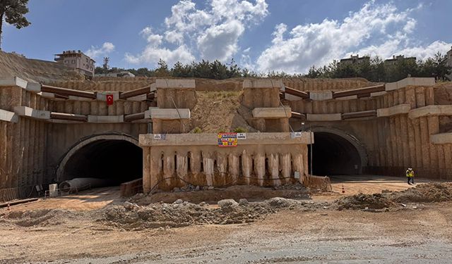 İskenderun-Topboğazı Otoyolu'nda çalışmalar devam ediyor