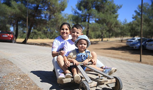 Bahar ve Yöresel Oyunlar Kültür Şenliği Düzenlendi