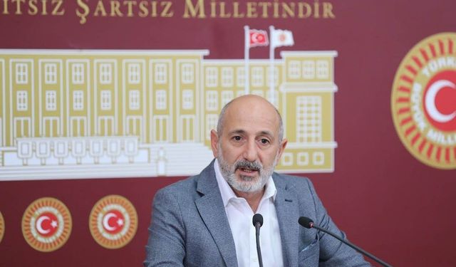 Kâğıt üzerinde trilyon dolarlık bir ekonomiye sahip görünüyoruz