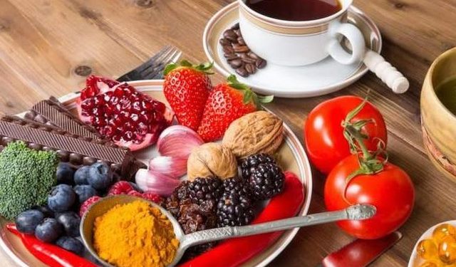Dayanıklılığımızı artırmak için ne tür besinler tüketmeliyiz?