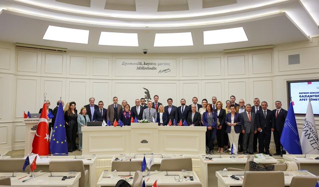 "Deprem Gerçeği ve Gaziantep'in Afet Yönetimi Teknik Toplantısı"