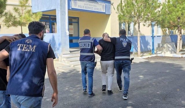 İş yerini yakmaya çalışan 2 zanlıdan 1'i tutuklandı
