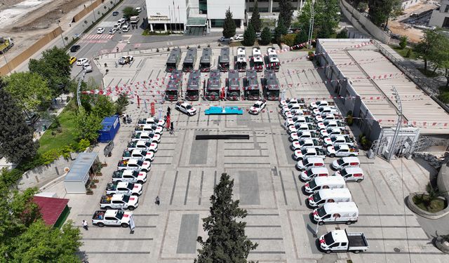 Büyükşehir’den Tarihi Araç Yatırımı; 144 Hizmet Aracı Filoya Kazandırıldı