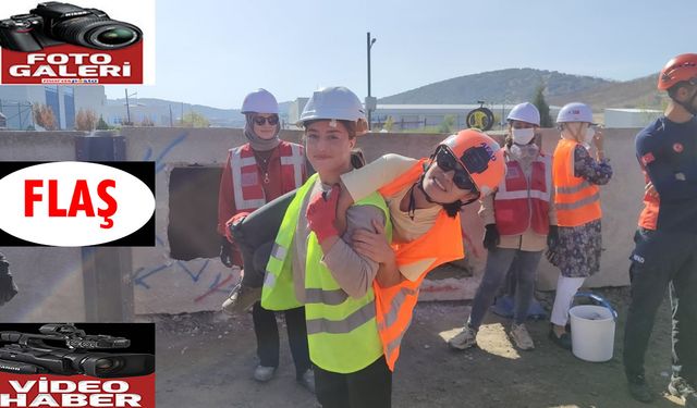 Depremde Hafif Arama Kurtarma Eğitimi Verildi