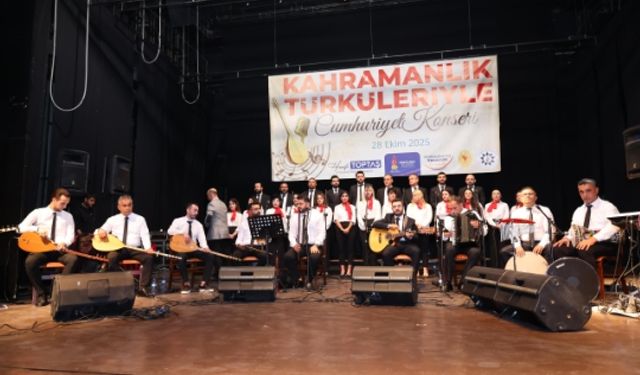 Kahramanlık Türküleriyle Cumhuriyet Konseri’ne yoğun ilgi