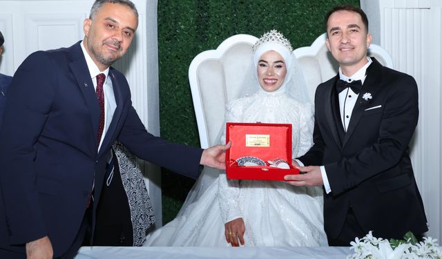 Aile Yılı’nda evlenecek çiftlere en büyük destek Onikişubat Belediyesi’nden
