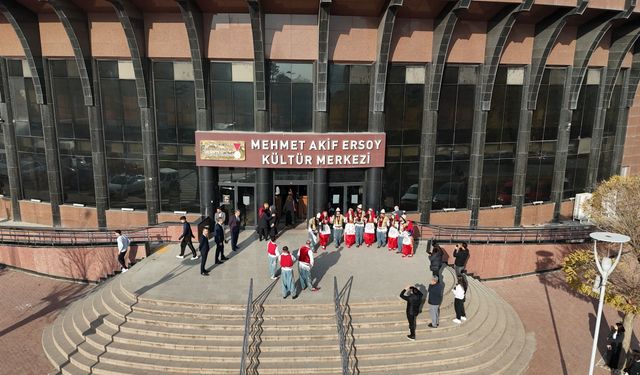 Çevre İllerde "24 Kasım Öğretmenler Günü" Kutlandı