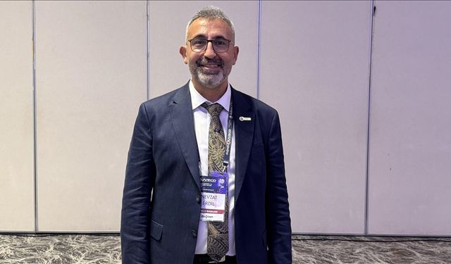 Hastalara "Yapay Zekaya Değil Doktora Başvurun"