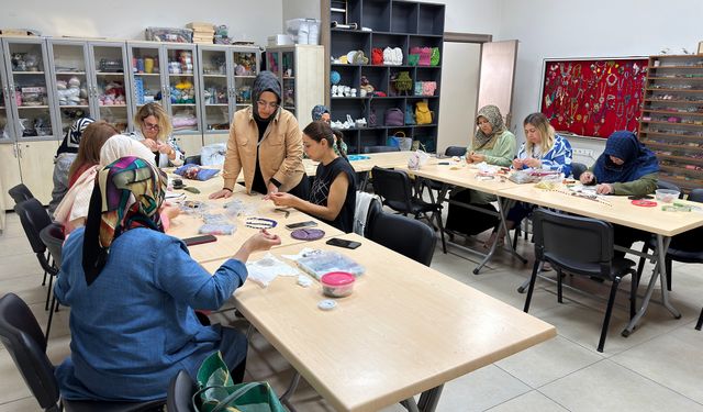 KAMEK’in Takı Tasarım Kursunda Hobiler Mesleğe Dönüşüyor