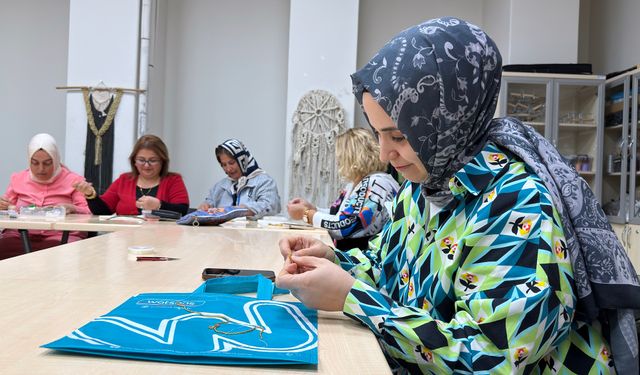 KAMEK’in Takı Tasarım Kursunda Hobiler Mesleğe Dönüşüyor