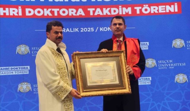 Kurum'a, mezun olduğu üniversitede fahri doktora unvanı verildi