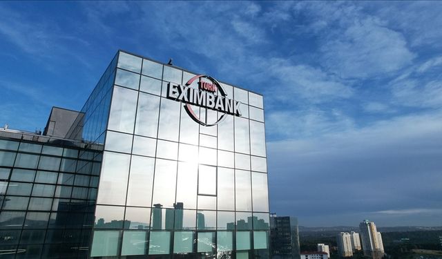 Türk Eximbank ile Asya Kalkınma Bankası arasında kredi sözleşmesi imzalandı
