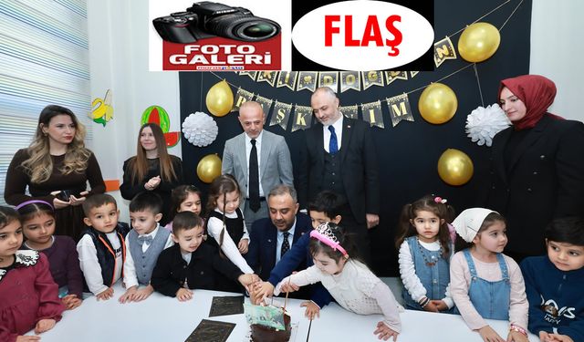 Toptaş’a karne programında miniklerden doğum günü sürprizi