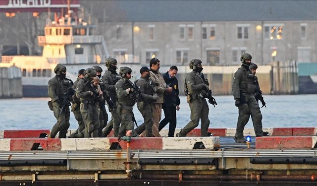 Pandora'nın kutusu açıldı: ABD'nin Venezuela müdahalesi ve güç savaşları